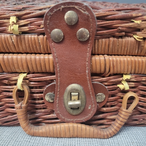 Picnic wicker basket&Accessories - Picture 6 of 10